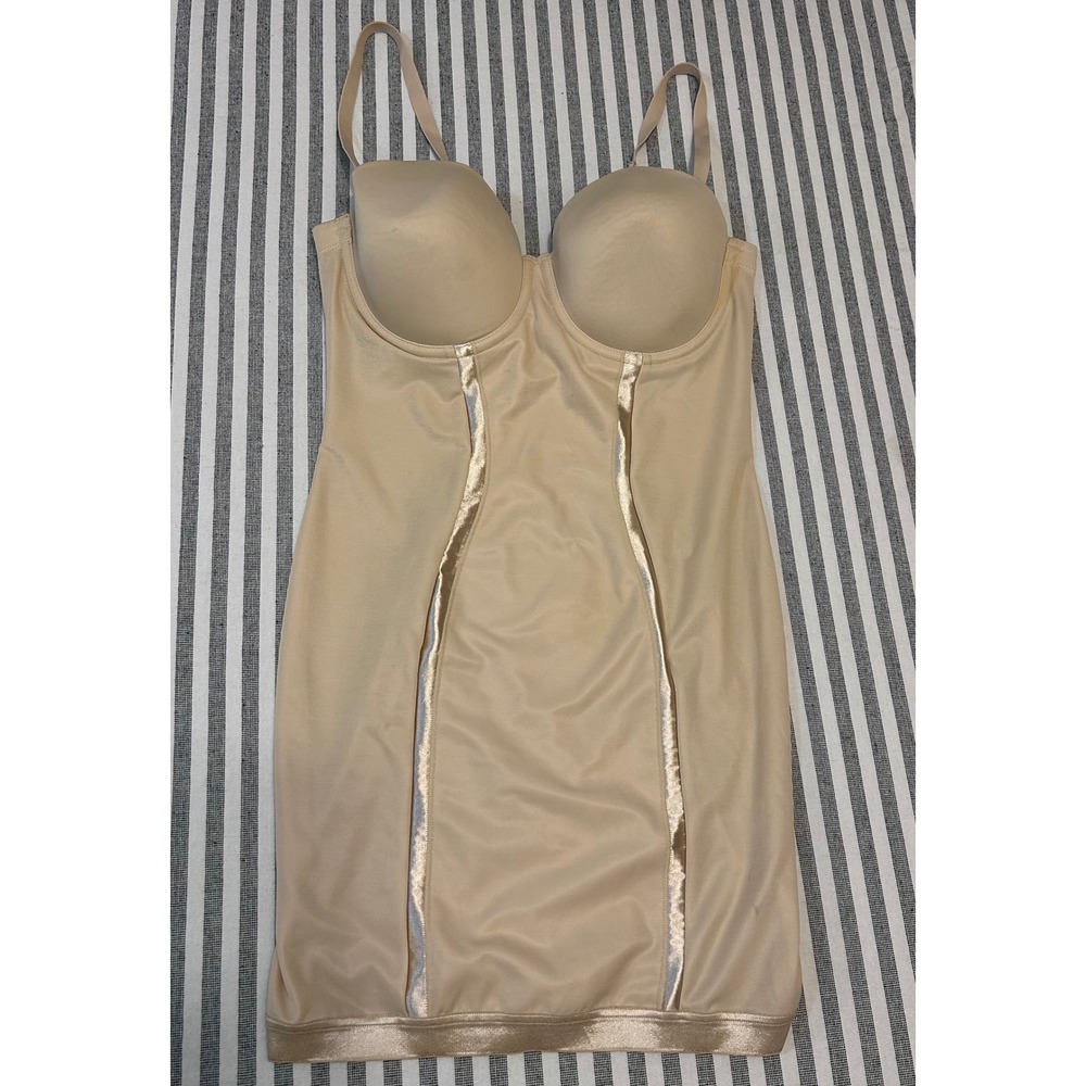 Maidenform Women Nude Firm Control Shapewear Slip Underwire Bra 38C 2304/P2304